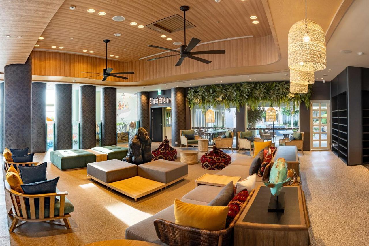 โรงแรมฟาร์กลอรี่ Yanliau ภายนอก รูปภาพ Lobby
